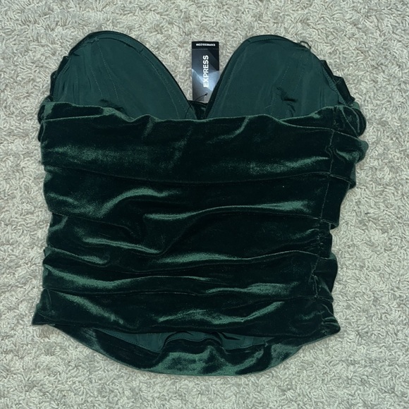 🆕 NWT Express Bodycon Forest Green Velvet Cowl Neck Corset Top in Womens size S - Picture 2 of 7